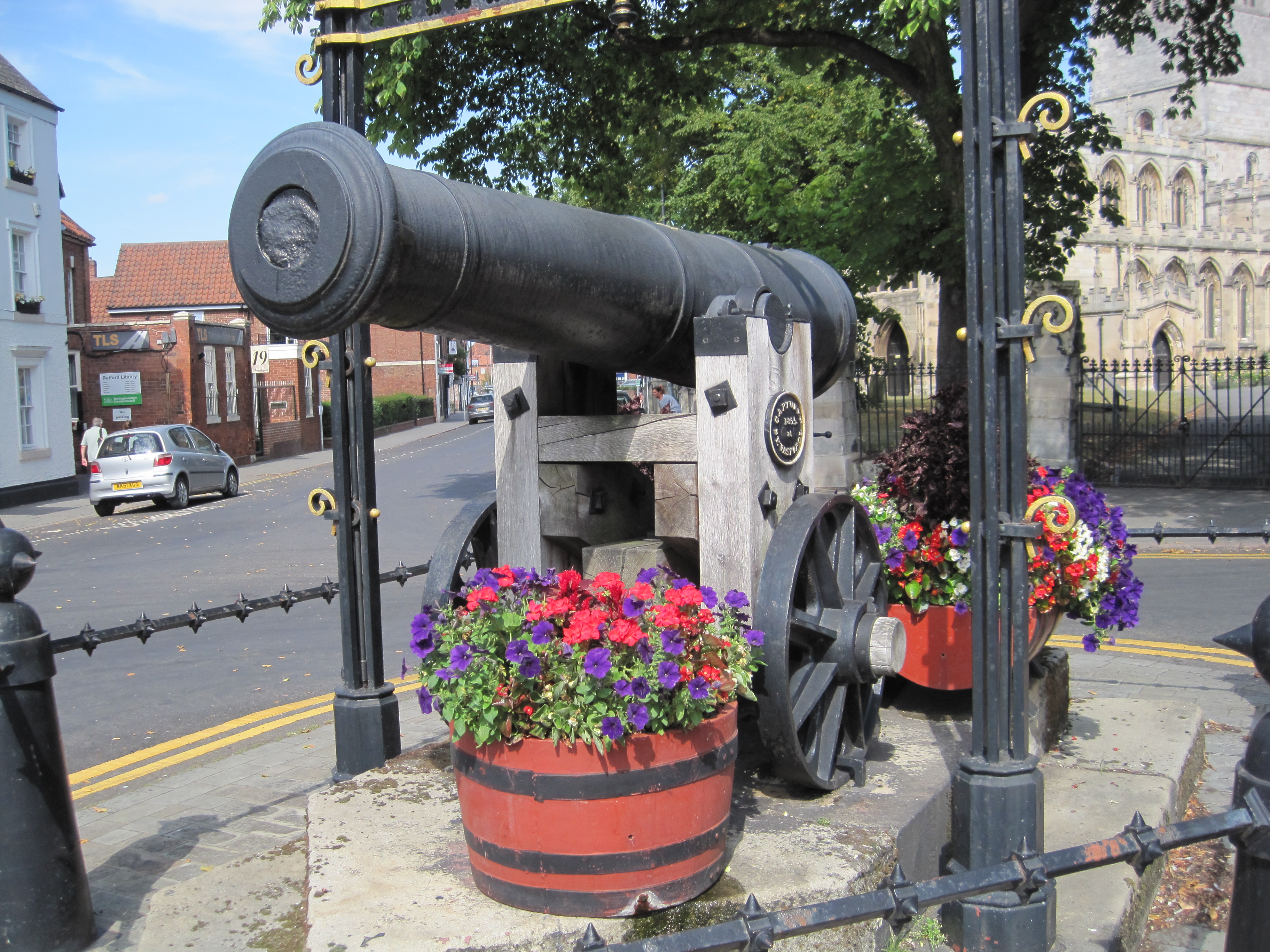 Retford Cannon - War Memorials Online